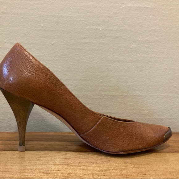 Vintage brown kitten heel - Picture 2 of 4